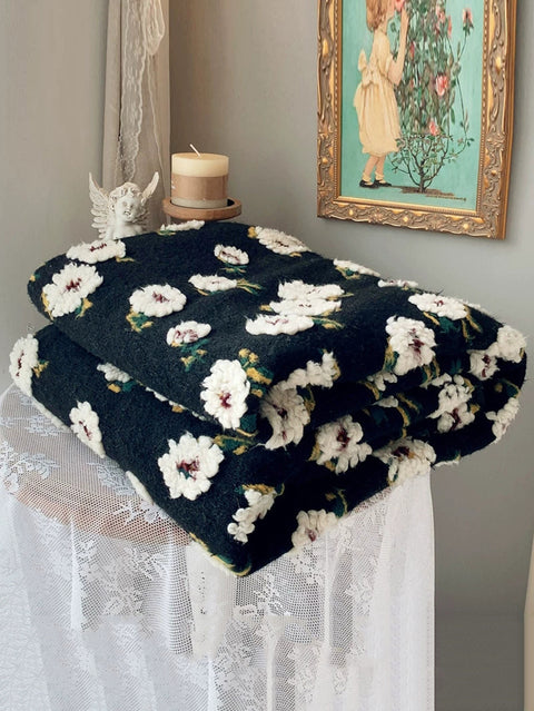 Deka za kauč od vunene vune Daisy Bedcover